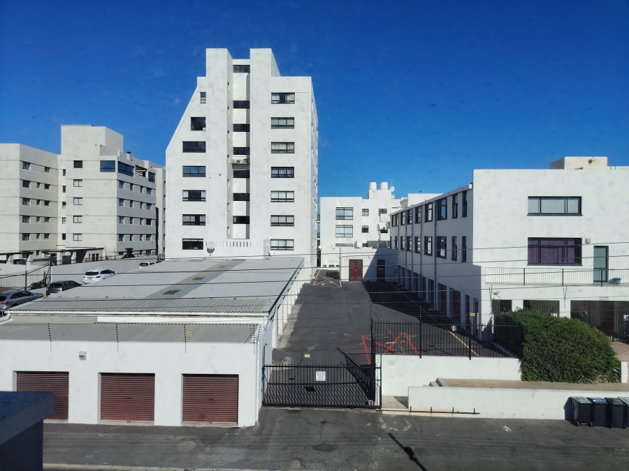 To Let 2 Bedroom Property for Rent in Strand North Western Cape